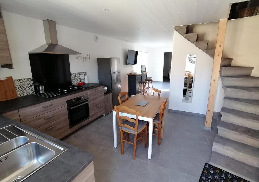 Vic-le-Comte House | Bord de de la Comté