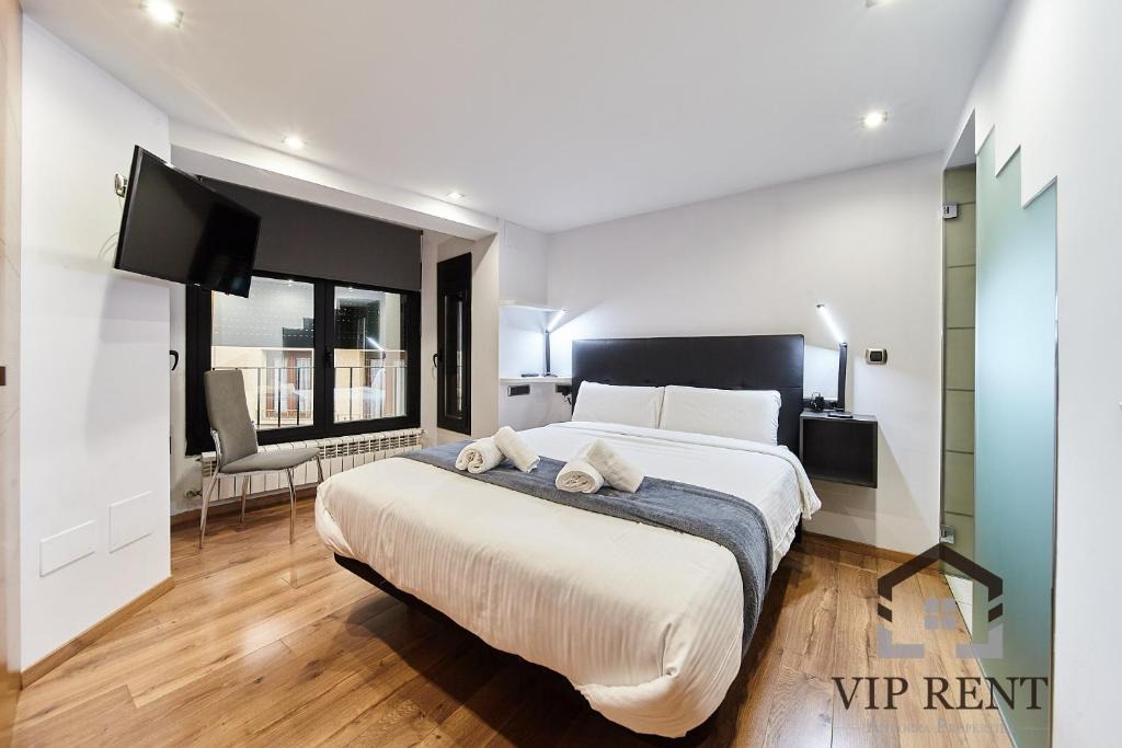 Encamp Villa | Borda Candia,jacuzzi ,Parking