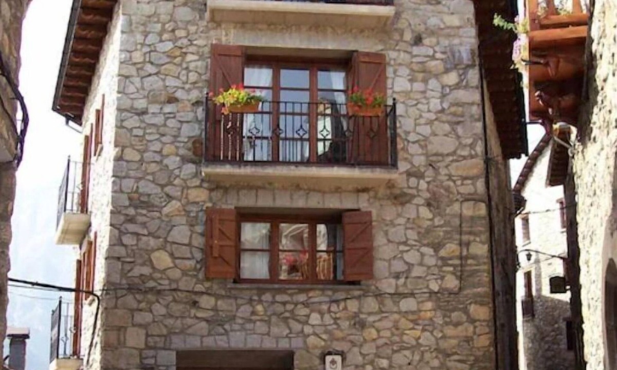 Benasque Apartment | Borda Marianet. Apartamento Paluenga