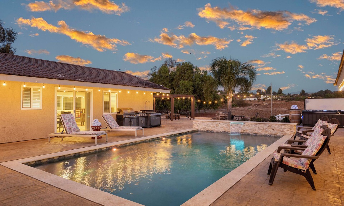 Temecula House | Bordeaux | Private Pool, Hot Tub & Game Room Near Temecula Vineyards