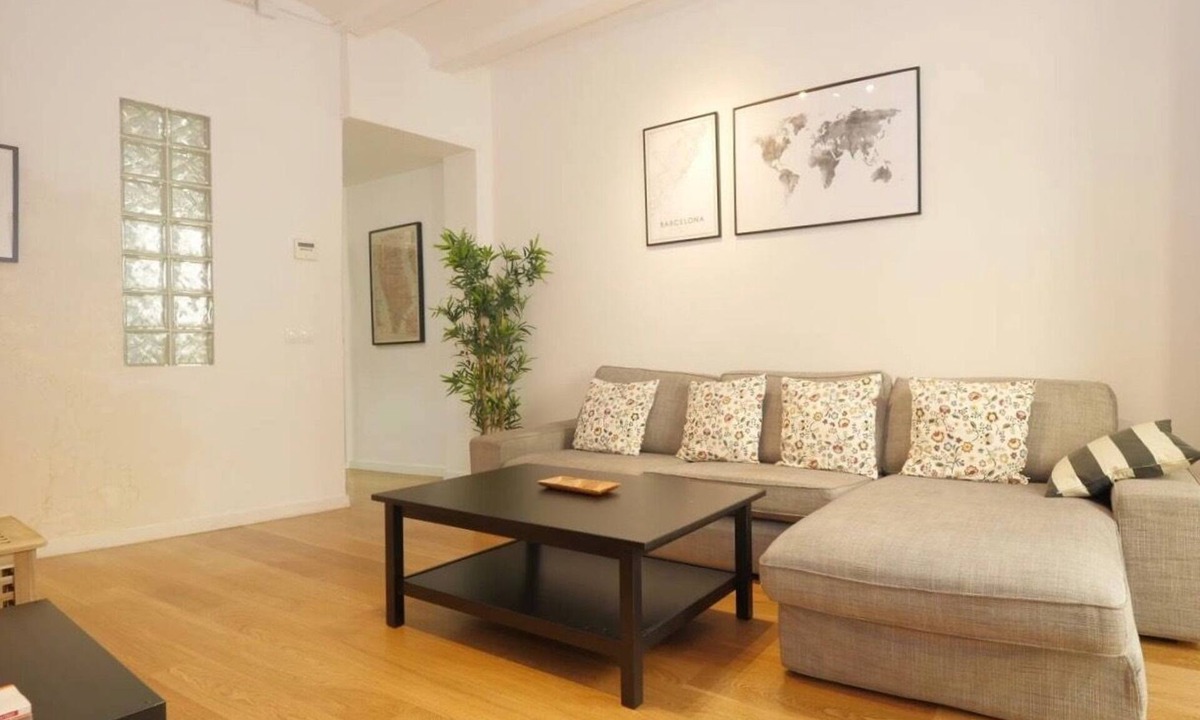 La Ribera Apartment | Born 4-Bedroom 2-Bathroom apartment
