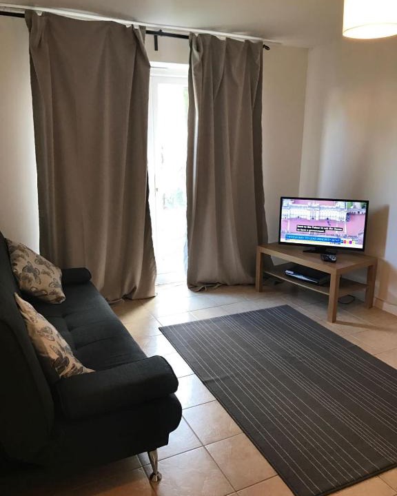 Laindon Apartment | Bostocke Everlight Lodge