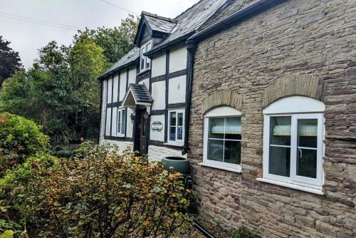 Peterchurch House | Boston Cottage