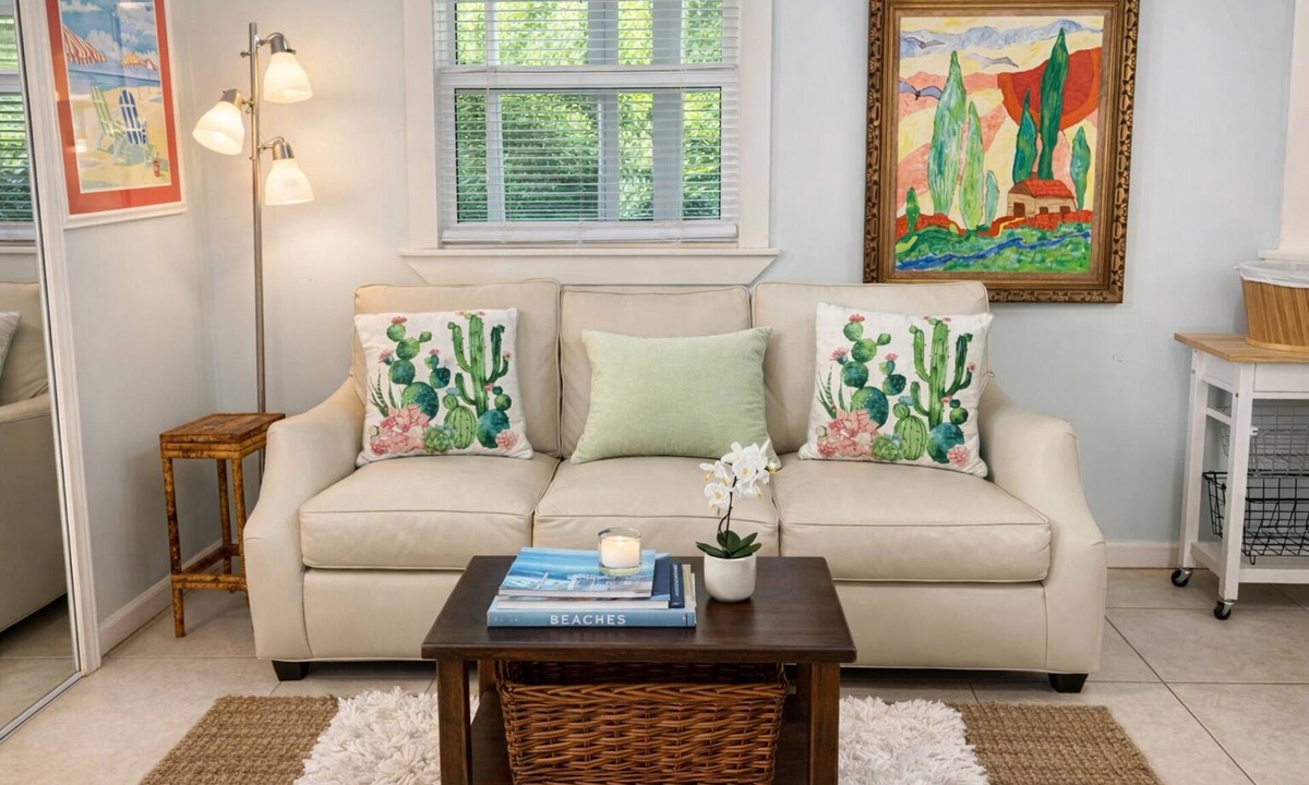 Lake Worth Cottage | Botanical Beach Cottage