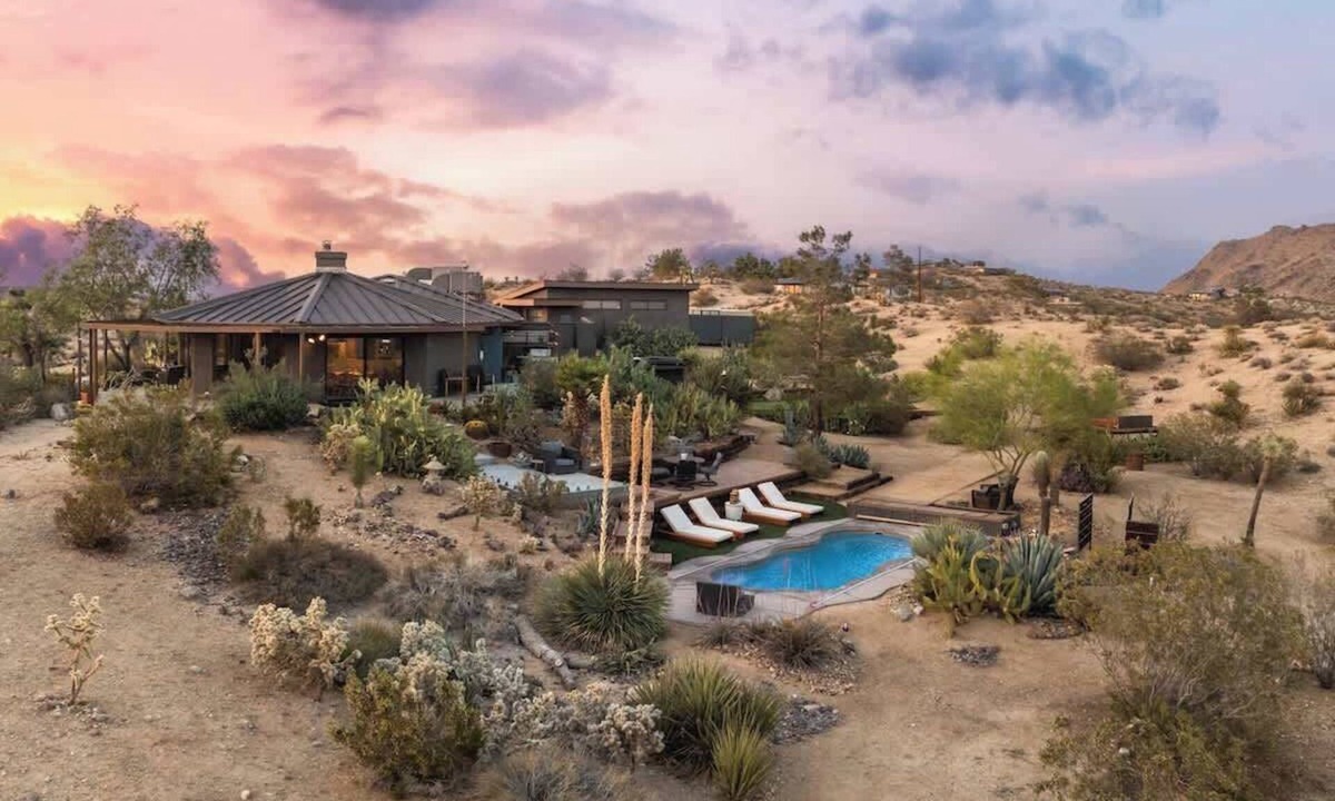 Yucca Valley House | Botanicals Pool, Hot Tub, Mini Golf, Fire Pit
