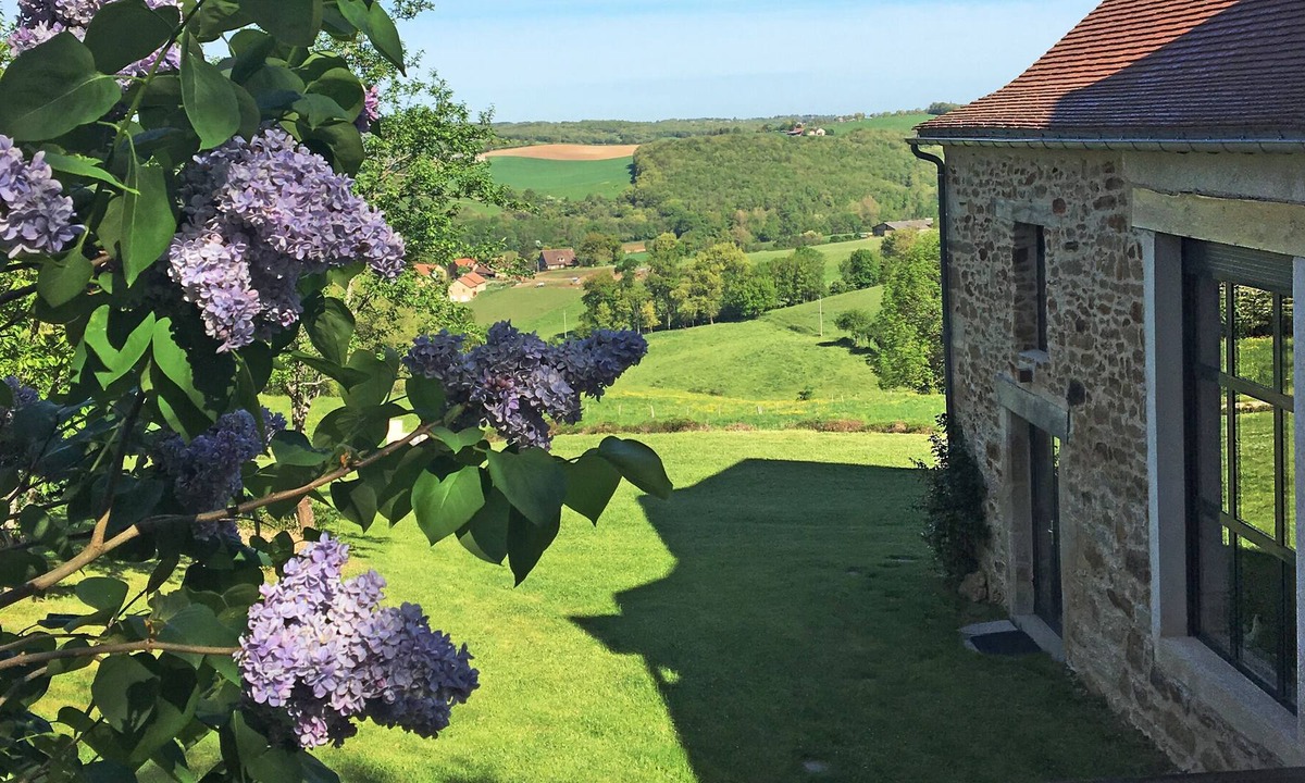 Saint-Remy House | BOUDDHA HOME & ITS HEATED POOL