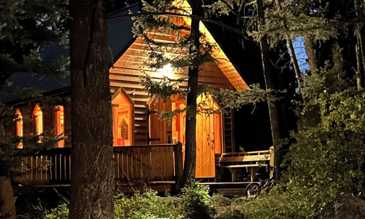 Hall RV Rental | Boulder Creek Lodge - Campsite