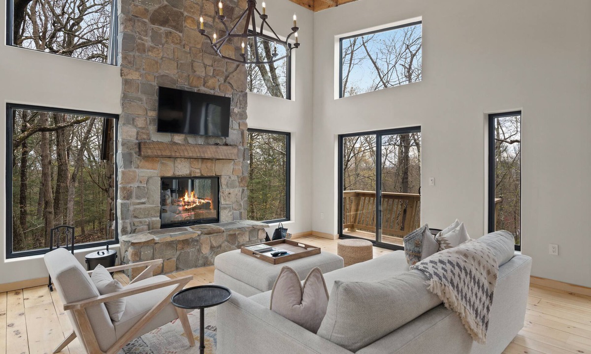 Staatsburg House | Boulder Tree House 🌲nUnique, romantic and exciting! An architectural gem.