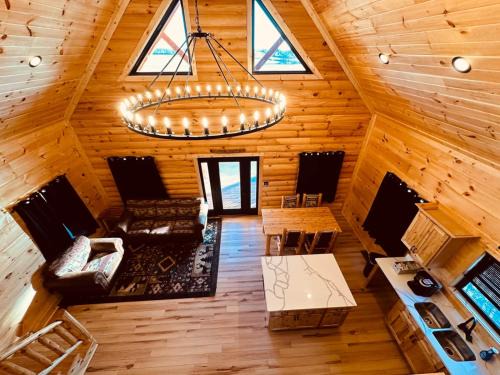 Harrodsburg House | Bourbon Retreat With Hot Tub-7