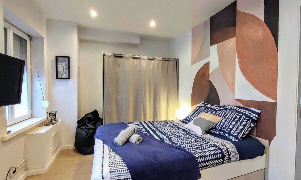 Roubaix Apartment | Bourg, spacieux studio equipe à 5 min du metro