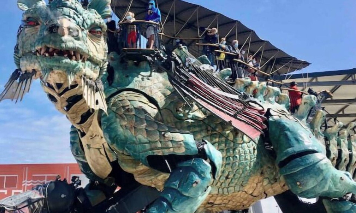 Gare Apartment | Bourgeois apartment