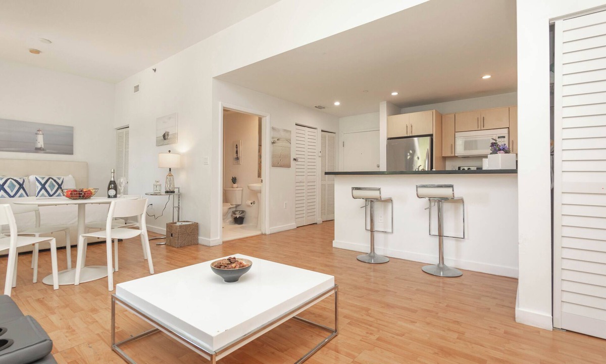 City Center Apartment | Boutique Apartments Convention Center