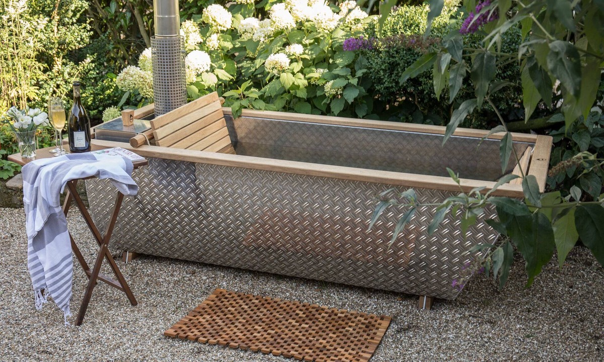 Broadwoodkelly House | Boutique & dog friendly.