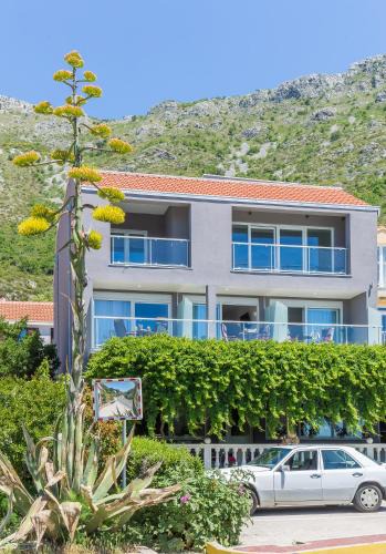 Mlini Bed & Breakfast | Boutique Flamingo B&B