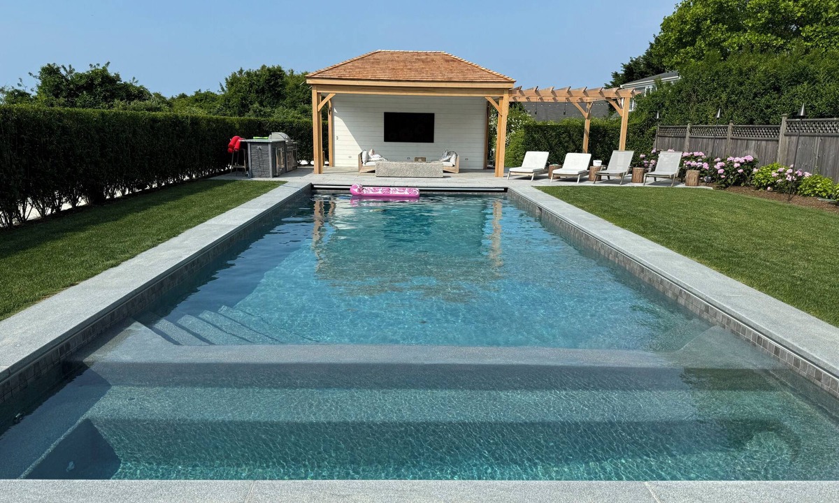 West of Town House | Boutique Garden Apartment