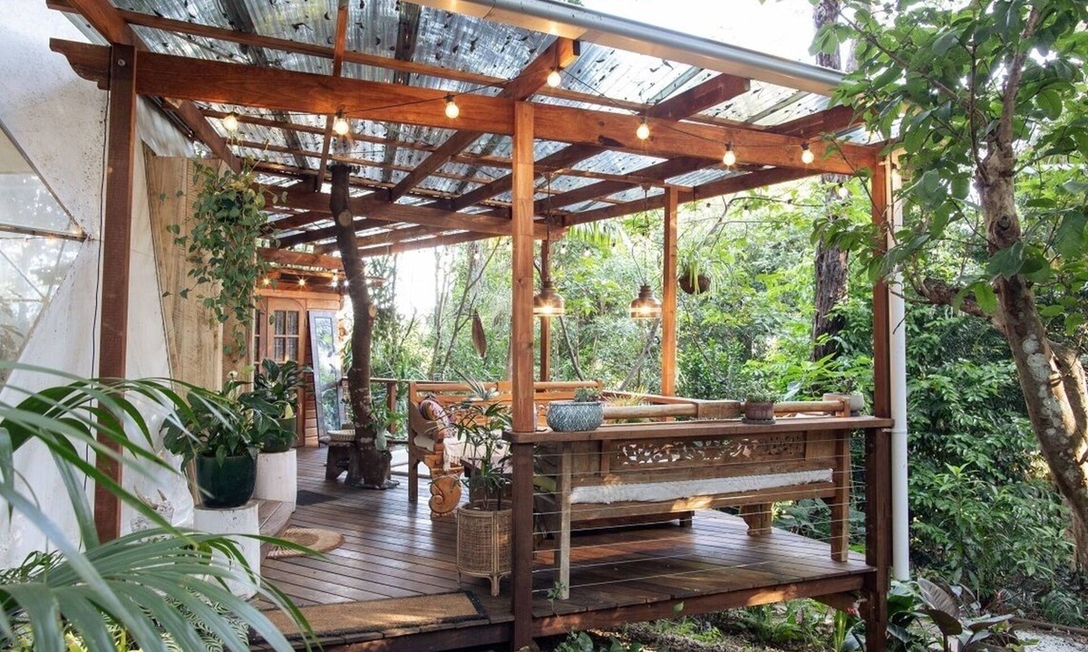 Clunes House | Boutique Hinterland Glamping Experience