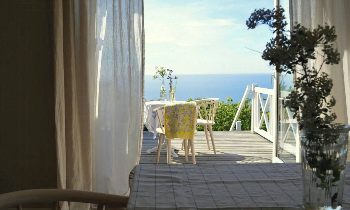Vang House | Boutique home with sea view in Vang