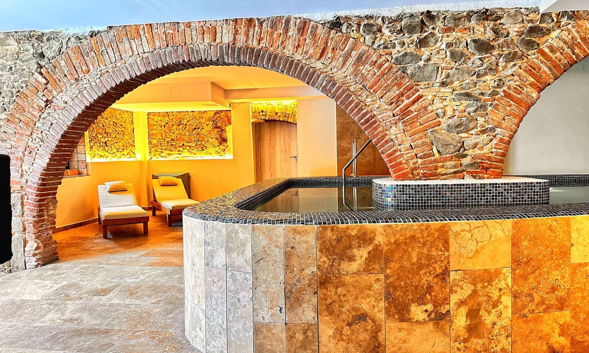 Castello d'Empuries Hotel | Boutique Hotel Comtal Empuries