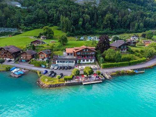 Iseltwald Hotel | Boutique Hotel Bellevue B&B am Brienzersee Iseltwald Interlaken