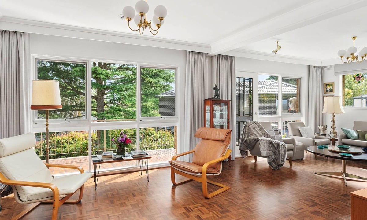 Mount Waverley House | BOUTIQUE STAYS - That 70s House