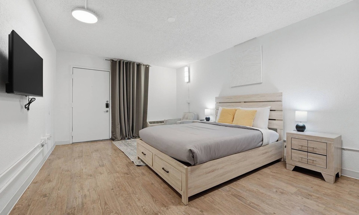 St. Johns Apartment | Boutique-style studio with modern comforts