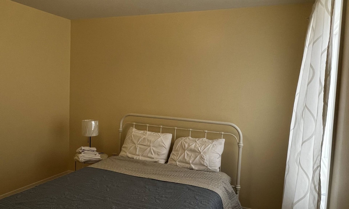 Newcastle House | Bowmanville Waterfront Executive Home