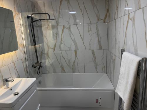 Enfield Highway House | Bowood road