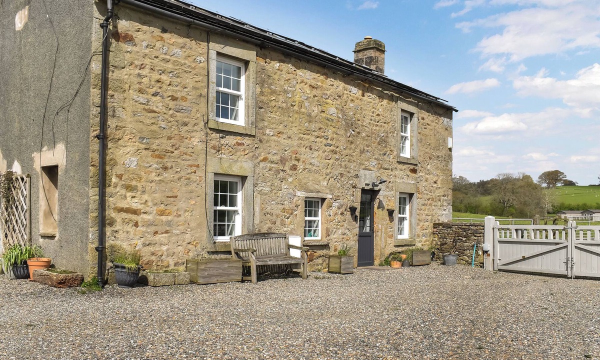 Wennington Cottage | Box Tree Farmhouse - UK47034