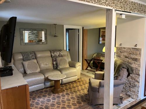 Boyne City House | Boyne Mountain View Cozy Private Cottage