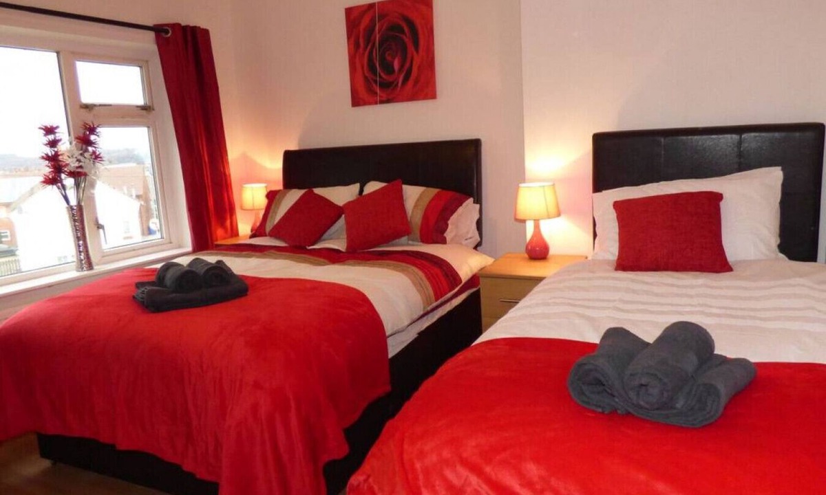 Chesterfield House | Boythorpe House- Chesterfield