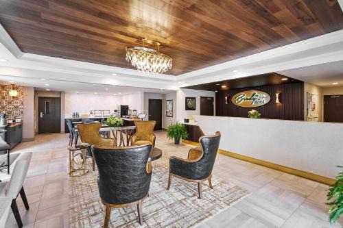 New Florence Hotel | Brady Hotel