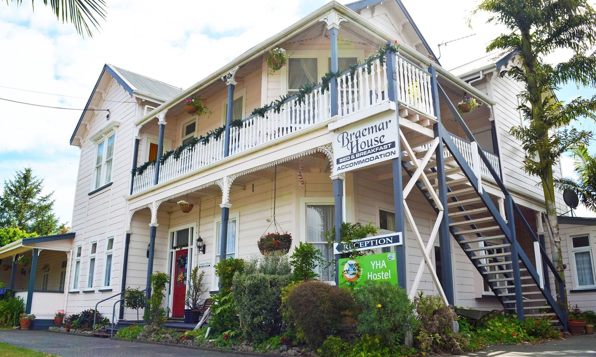Whanganui Hostel | Braemar House B&B and YHA Hostel