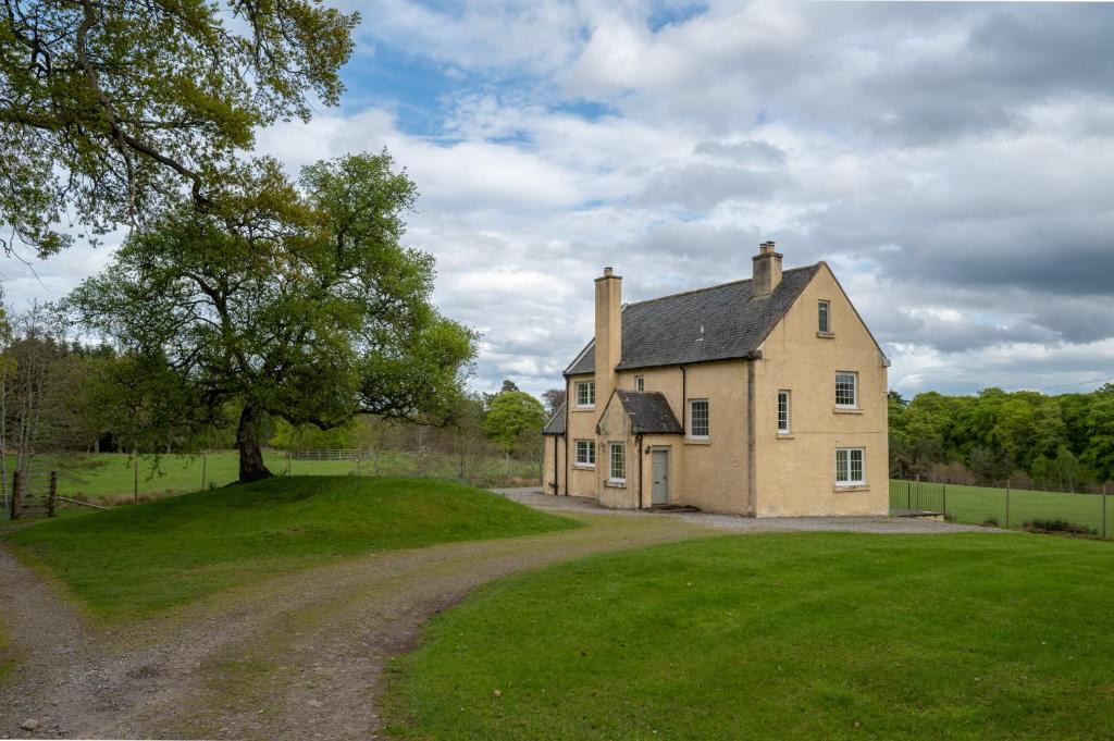 Evanton House | Braemoray
