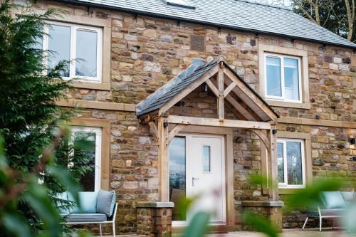 Whalley House | Bramley Brook Cottage 5* Luxury