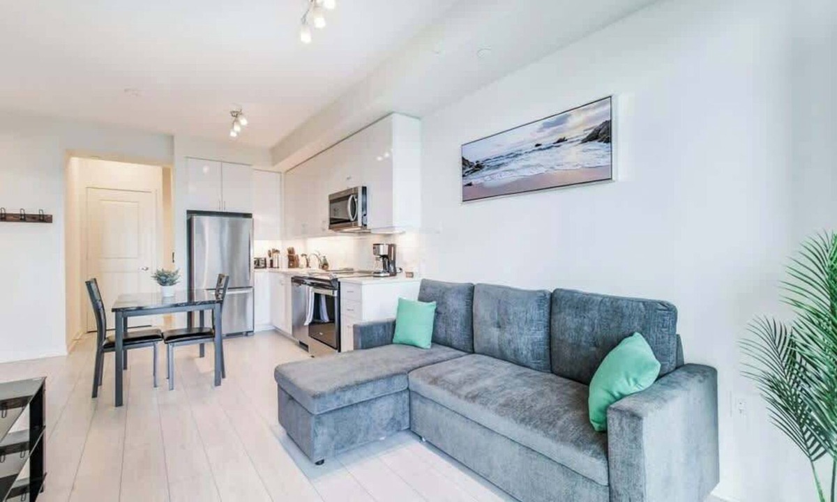 Humber Bay Shores Apartment | Brand New, 2 Beds Toronto Apt