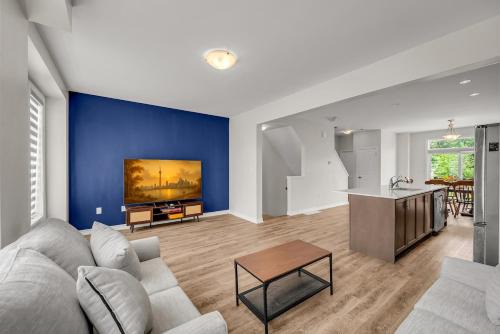 Cambridge Apartment | Brand New 4 Bedroom Ensuite Townhouse