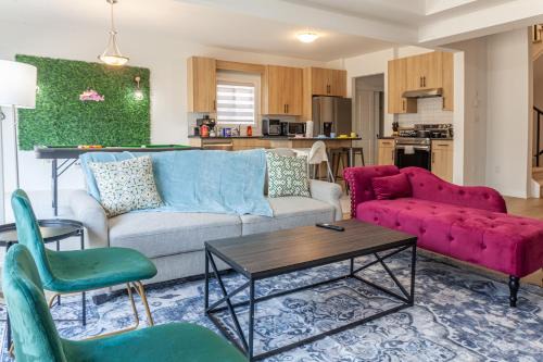 Niagara Falls House | Brand New 4BR25BA HomeNiagara FallsSleeps15