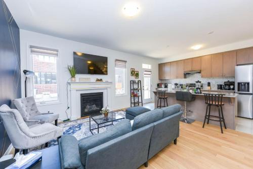 Milton House | Brand New 7beds-kingbedsfamilysleep15playtable