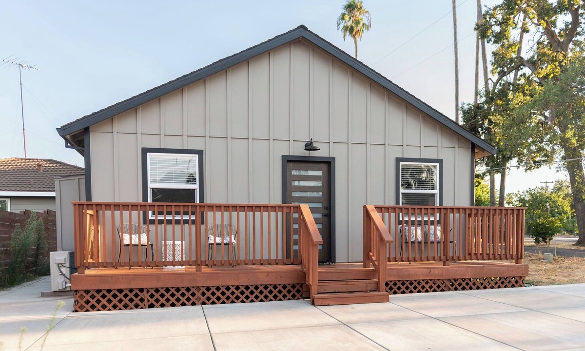 Carmichael Cottage | Brand New Charming 2-bedroom cottage in Fair Oaks