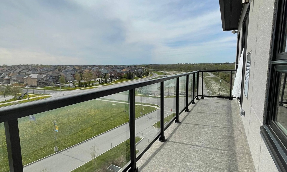 Markham Condo | BRAND NEW CONDO /Ft Great Amenities. Comfortable & Cozy!