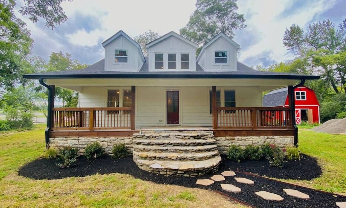 Hendersonville Apartment | BRAND NEW LISTING - Northside Cottage