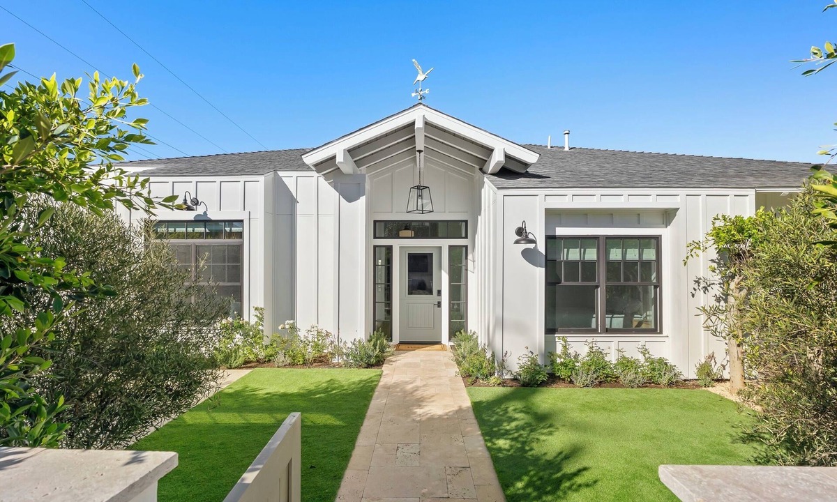 Olde Solana Beach House | Brand New Luxury Coastal Beach House