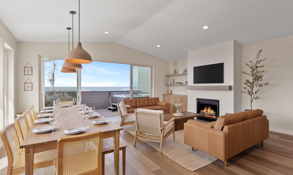 Rockaway Beach House | Brand New Luxury Beach Home w Hot Tub & Sauna
