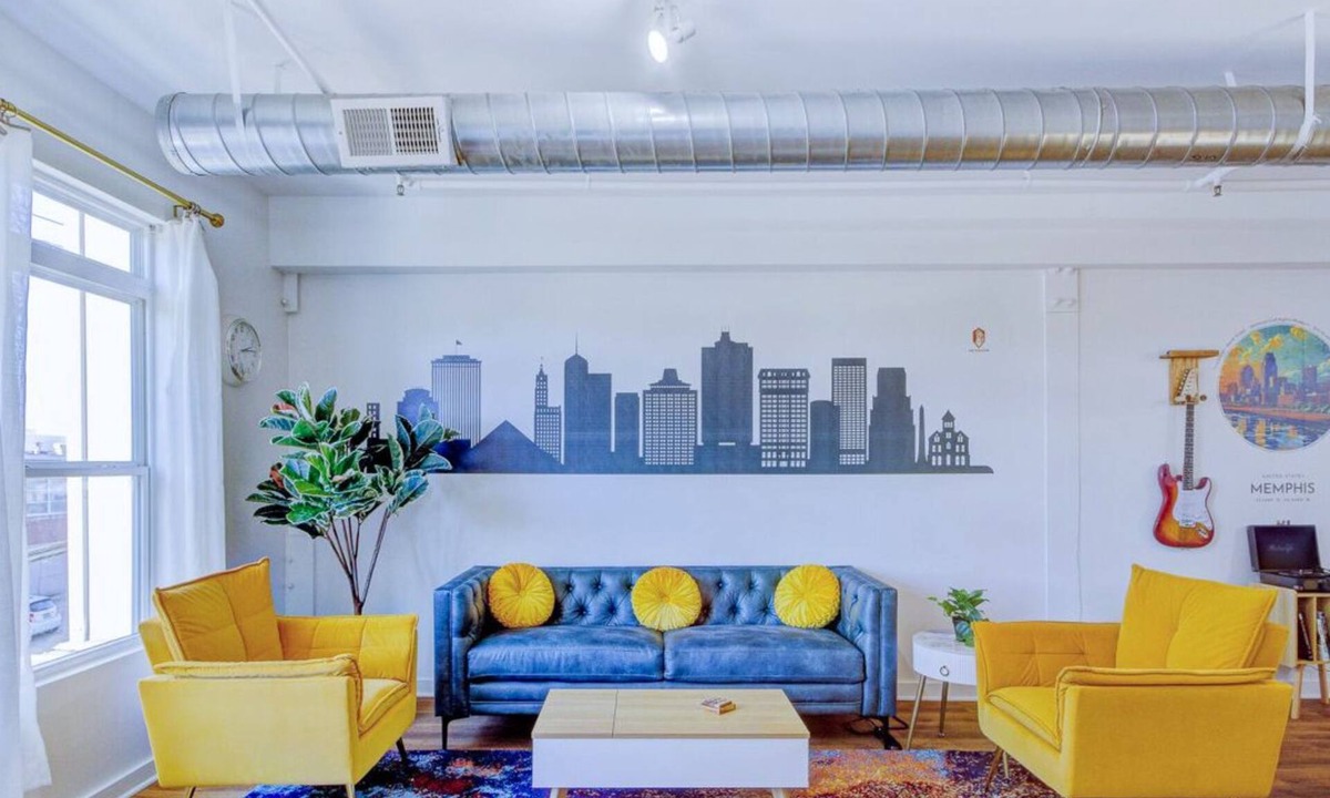Downtown Memphis Apartment | BRAND NEW Modern Spacious Loft in Downtown with free parking