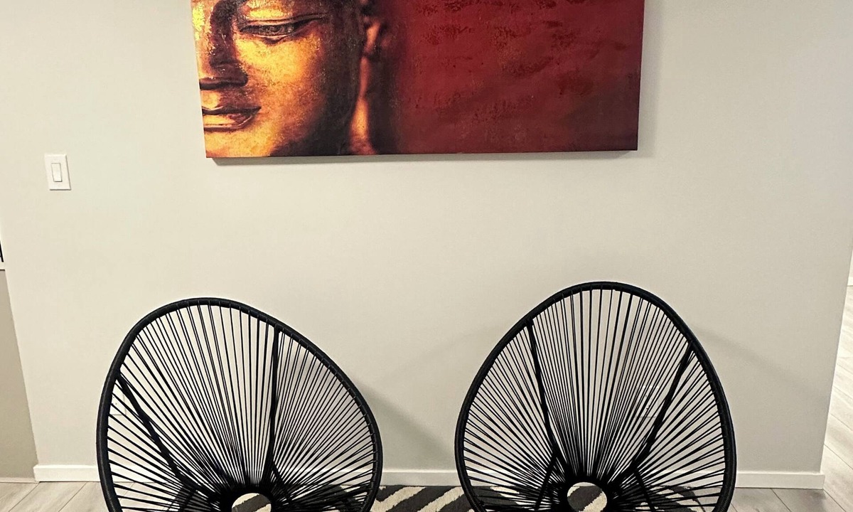 Regina House | Brand New, Modern & Spacius guest Suite