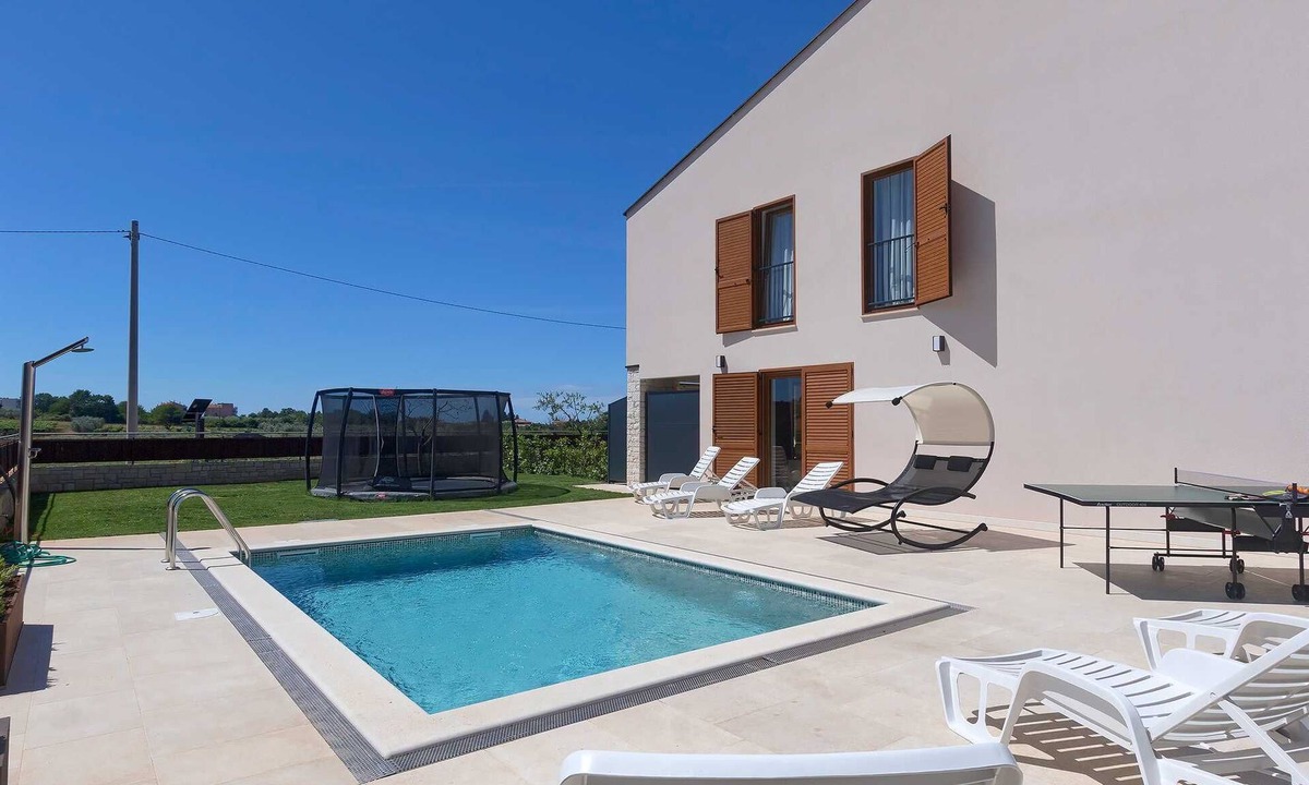 Dajla Apartment | Brand New Modern studio apartment for up to 2+1 guests with shared pool