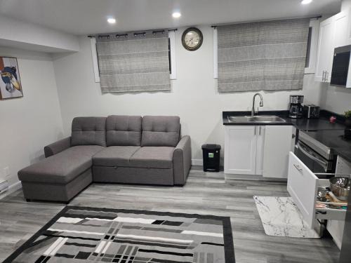 Regina Apartment | Brand New Peaceful and Cozy Suite