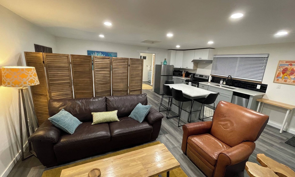 Hillwood Apartment | Brand new private quiet Shoreline studio near beach, shops, ferry, light rail