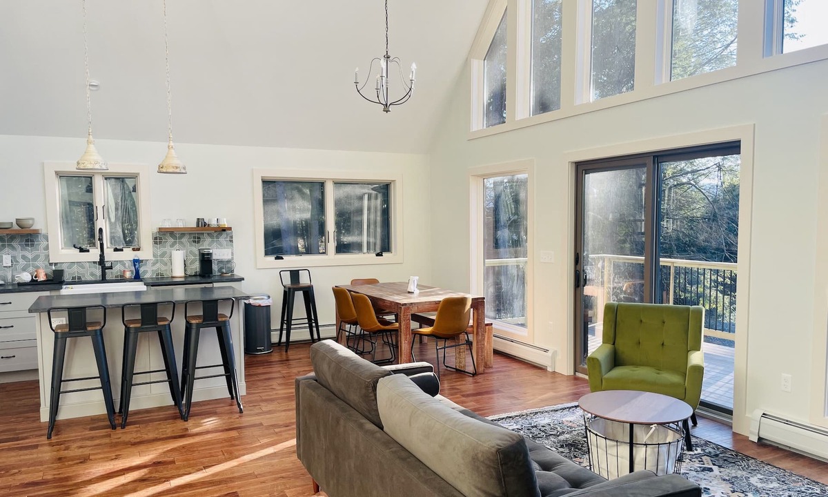 Ludlow Ski Chalet | Brand New! Ski & Sun Chalet