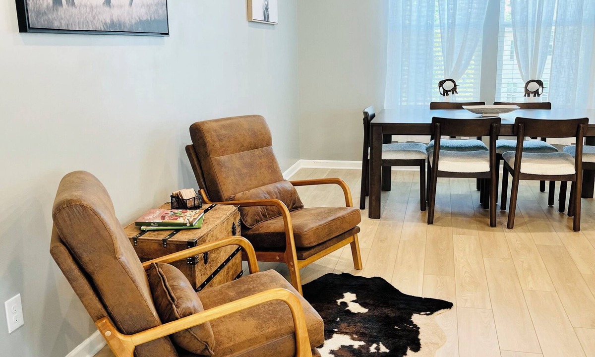 Church Street House | Brand New townhome 7mins from ATL Airport and 7 miles from Mercedes-Benz Stadium